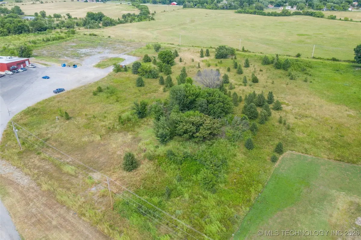 S Mill Street, Pryor, OK 74361 - #1