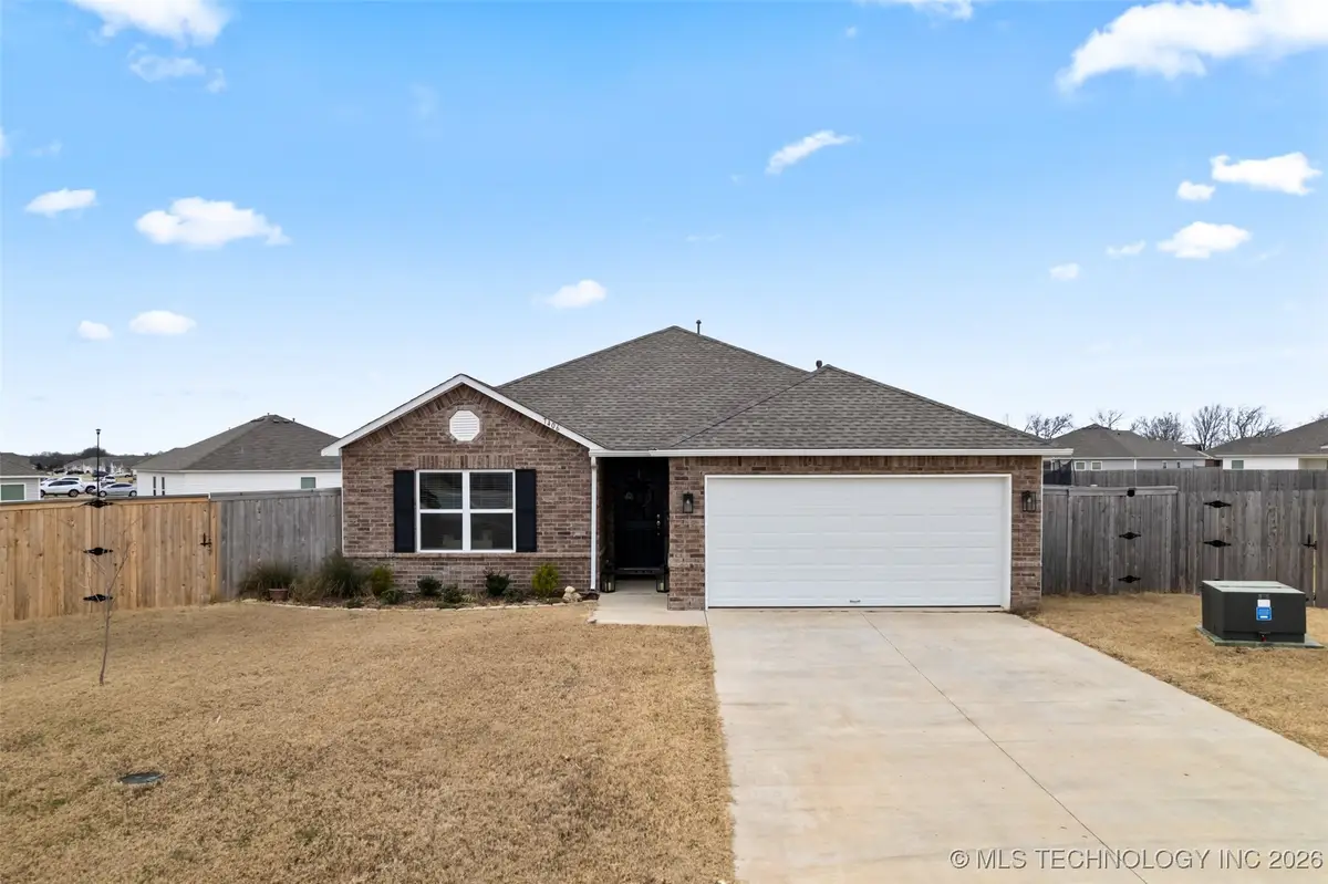 7406 E 143 Place, Collinsville, OK 74021 - Image #1