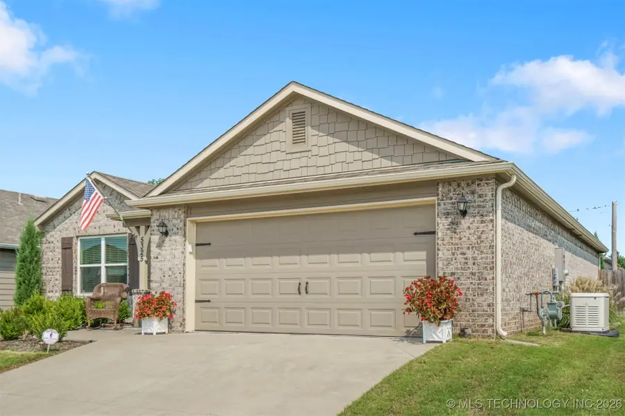 5325 S Nassau Avenue, Sand Springs, OK 74063 - Image #2