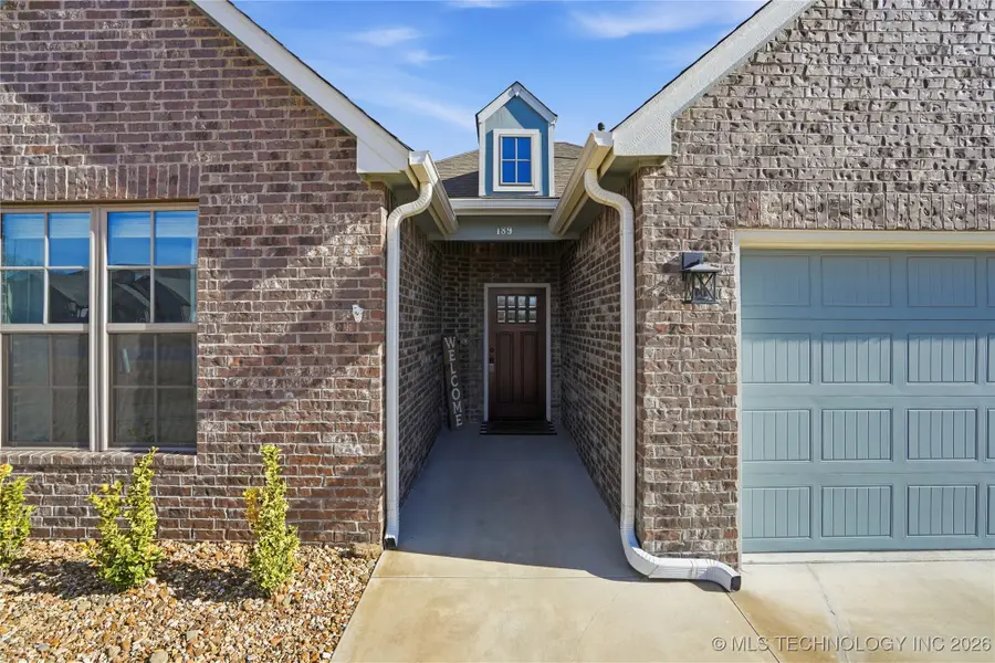 189 N Castle Street, Skiatook, OK 74070 - #3