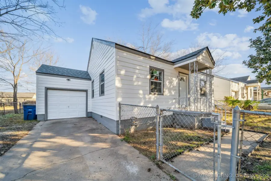 1043 N College Avenue, Tulsa, OK 74110 - Image #2