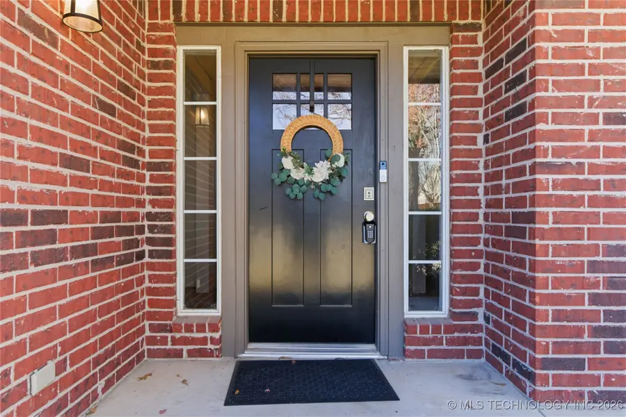 9208 N 103rd East Place, Owasso, OK 74055 - #2