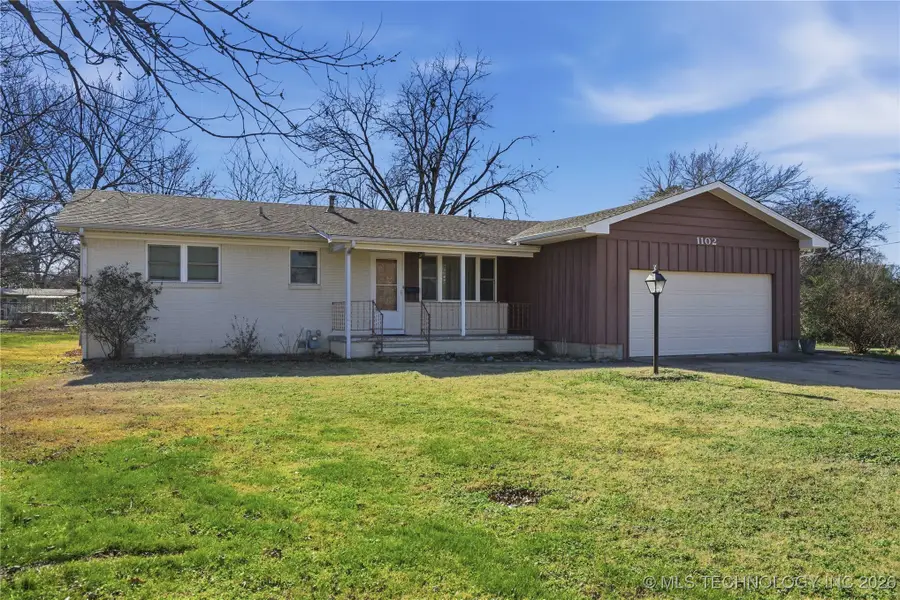 1102 SE 4th Street, Wagoner, OK 74467 - #3