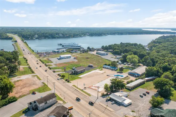 S Main Street, Grove, OK 74344