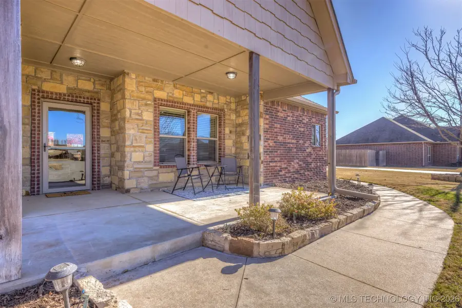 10401 S 214th East Avenue, Broken Arrow, OK 74014 - Image #3