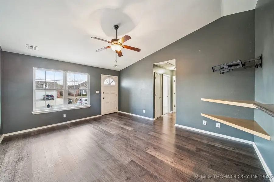 8718 S 262nd East East Avenue, Broken Arrow, OK 74014 - Image #2