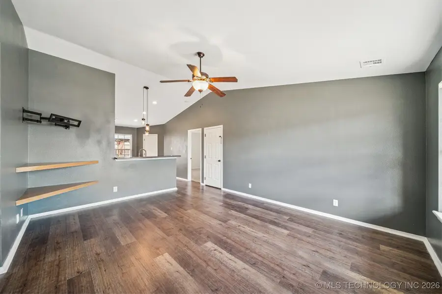 8718 S 262nd East East Avenue, Broken Arrow, OK 74014 - Image #3