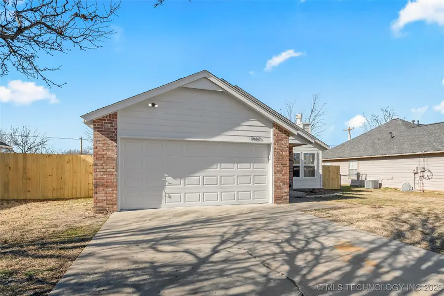 17662 S Tacoma Street, Glenpool, OK 74033 - #3