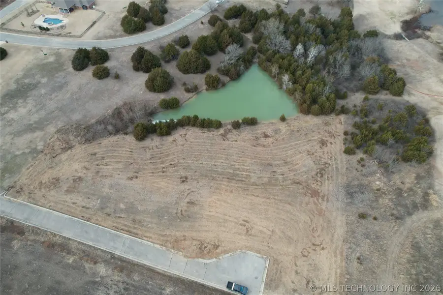 E Country Club Drive, Cushing, OK 74023 - #2