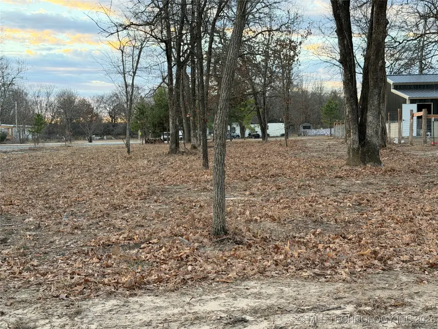 001 Siers Road, Eufaula, OK 74432 - Image #3