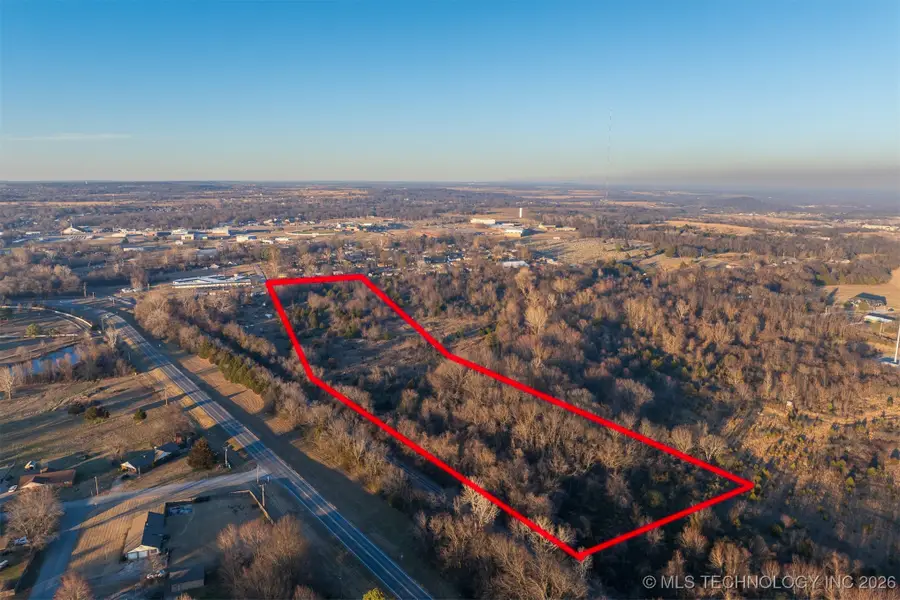 12 E 151st Street S, Coweta, OK 74429 - #3