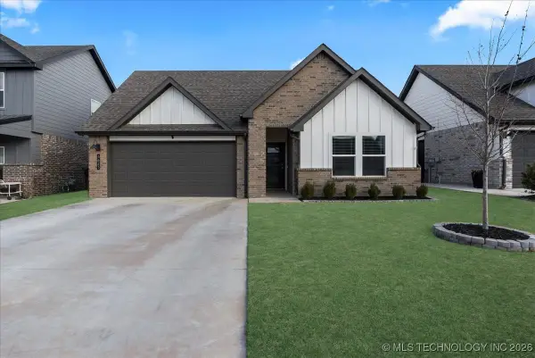 4623 S Chestnut Avenue, Broken Arrow, OK 74011