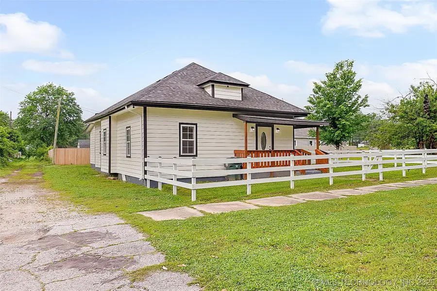 1207 E Broadway Street, Muskogee, OK 74403 - #3