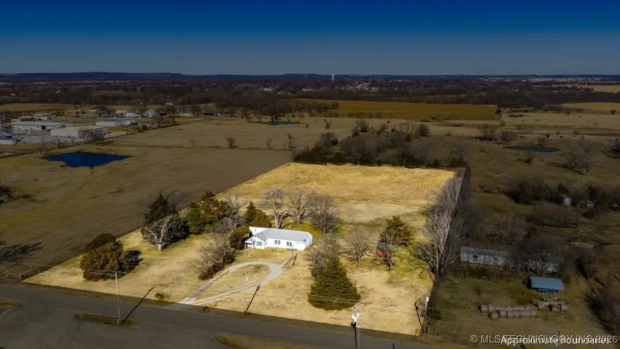 4114 Minnesota Street, Bartlesville, OK 74006 - Image #2