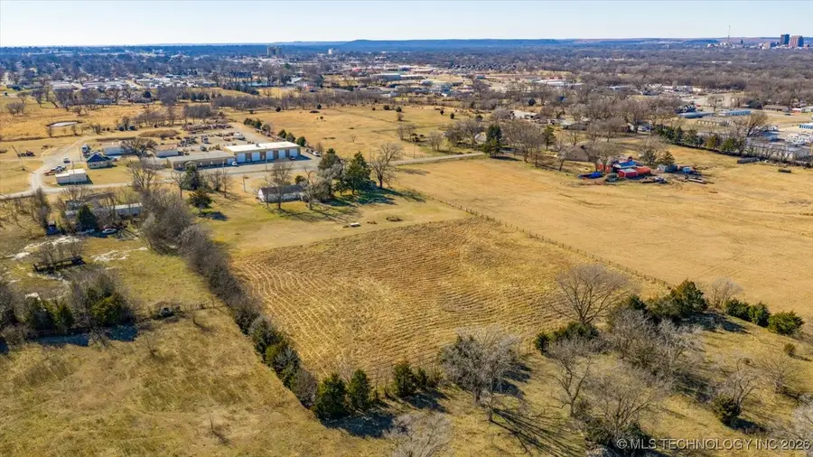 4114 Minnesota Street, Bartlesville, OK 74006 - Image #3