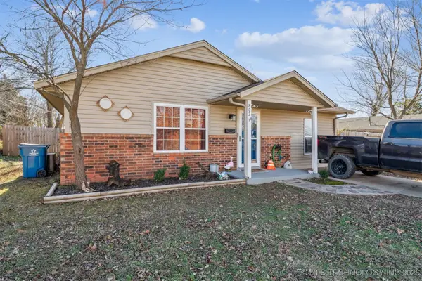 802 E Erie Avenue, Yale, OK 74085