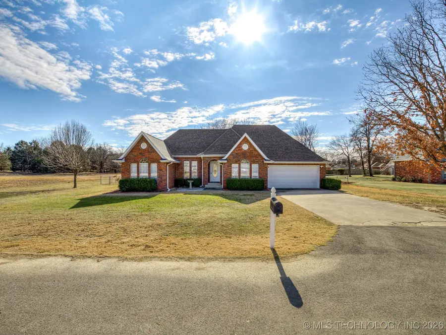 476 N Spinnaker, Stigler, OK 74462 - Image #2