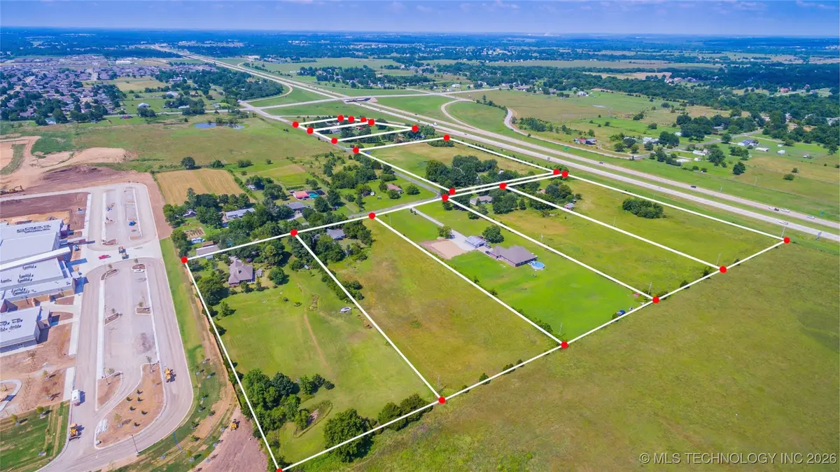 13510 E 122nd Street N, Collinsville, OK 74021 - #1