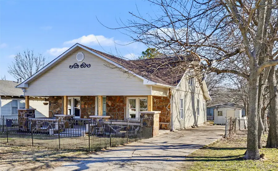 4713 S 27th West Avenue, Tulsa, OK 74107 - Image #2