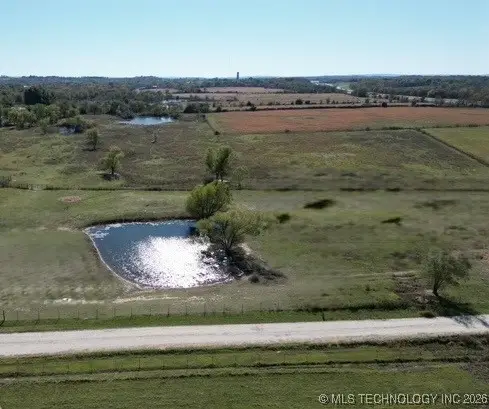 8 E 1100 Road, Checotah, OK 74426 - #1