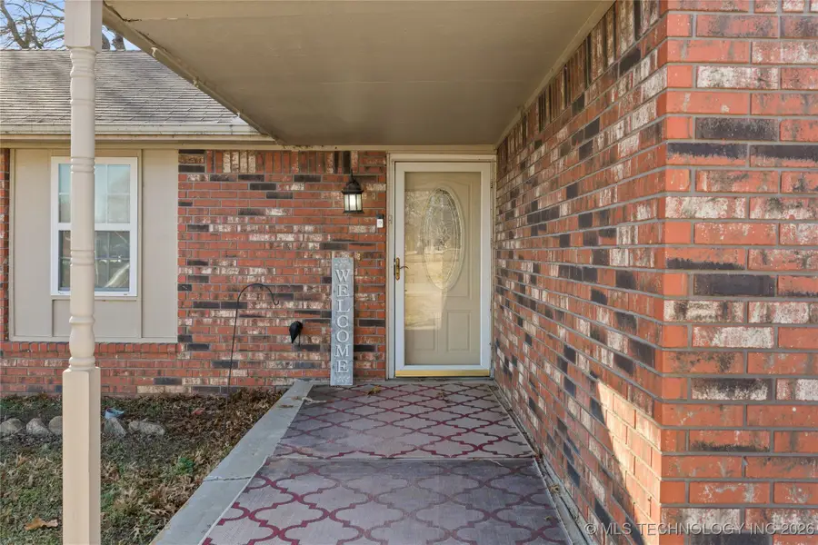 1209 W Chickasha, Sulphur, OK 73086 - #2