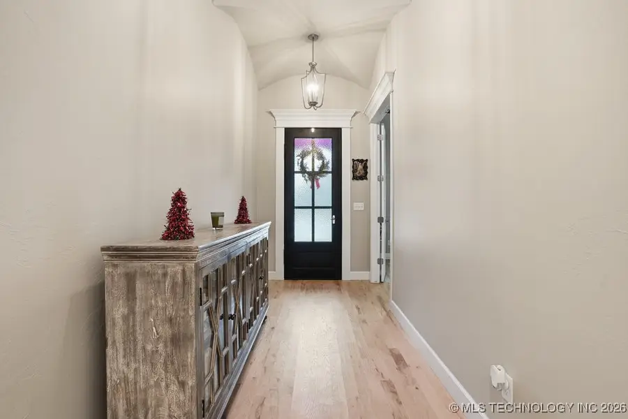 2818 E Quaker Street, Broken Arrow, OK 74014 - Image #3