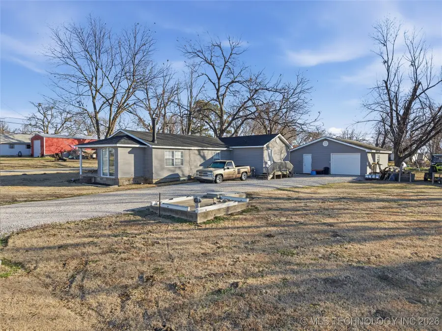 701 S 4th Street, Morris, OK 74445 - #2