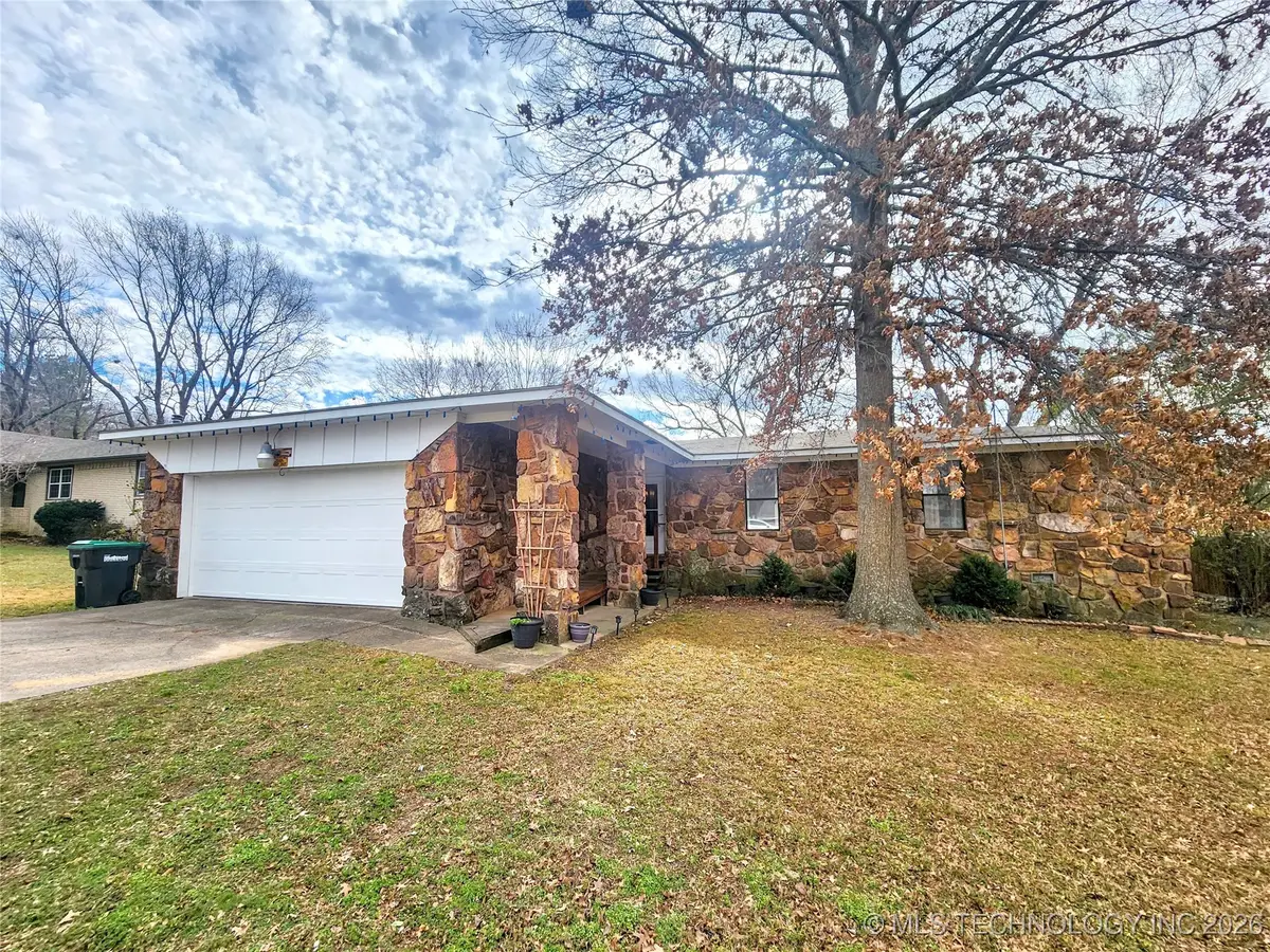 606 Jeffery Street, Tahlequah, OK 74464 - #1