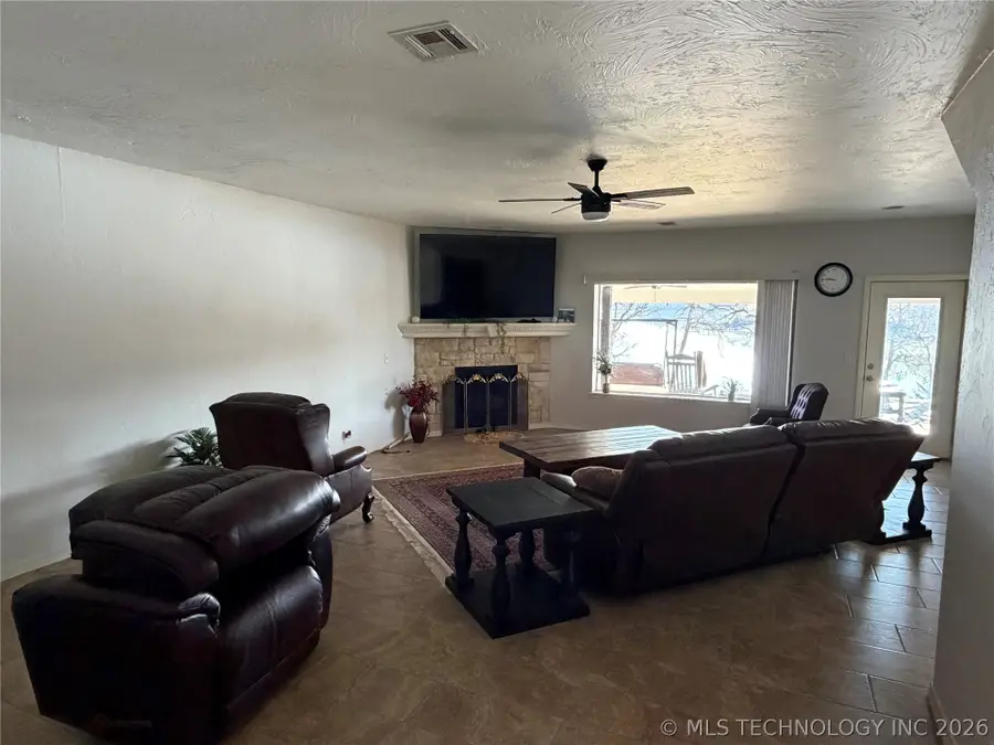 215 Murphy, Canadian, OK 74425 - #3