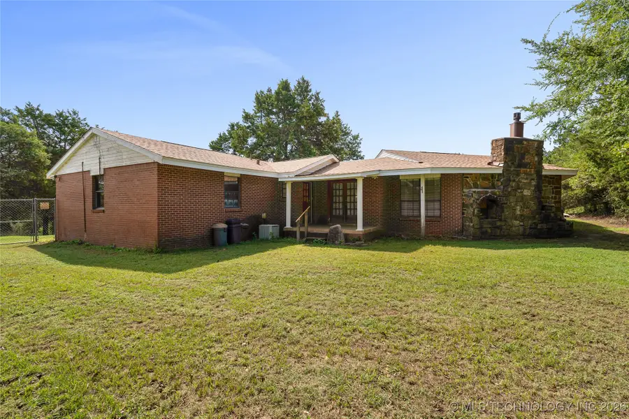 39827 Morris Creek Road, Howe, OK 74940 - #3