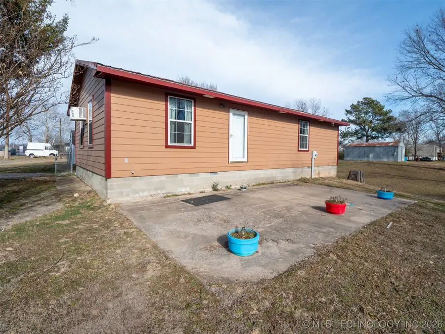 104 S Denver, Allen, OK 74825 - #2