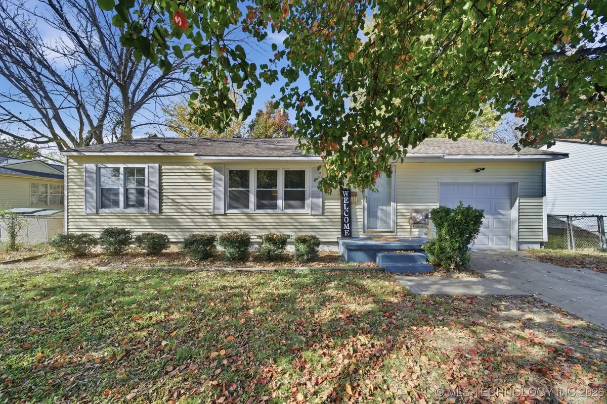 802 N Birch Street, Owasso, OK 74055 - #1