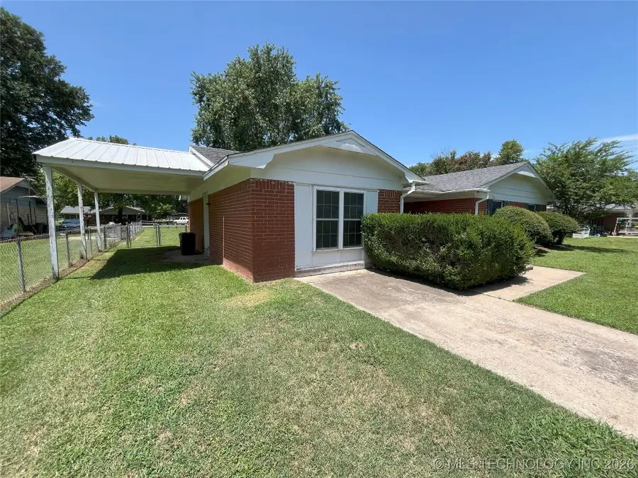 1003 NW 10th Street, Stigler, OK 74462 - #2