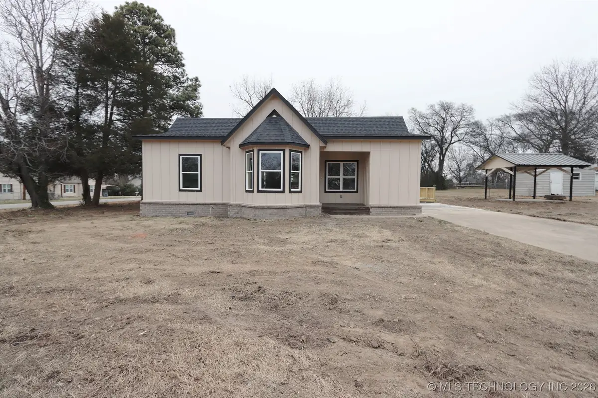501 NE 9th Street, Wagoner, OK 74467 - Image #1