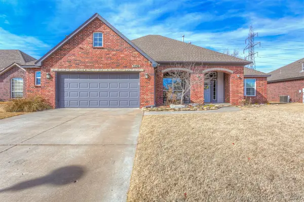 3296 S 201st East Avenue, Broken Arrow, OK 74014