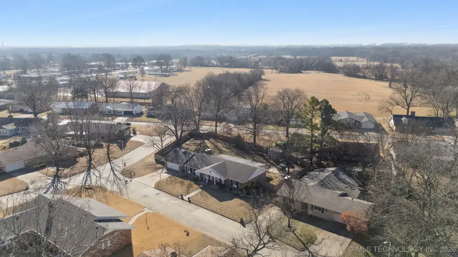 1912 Brookfield Terrace, Pryor, OK 74361 - #3