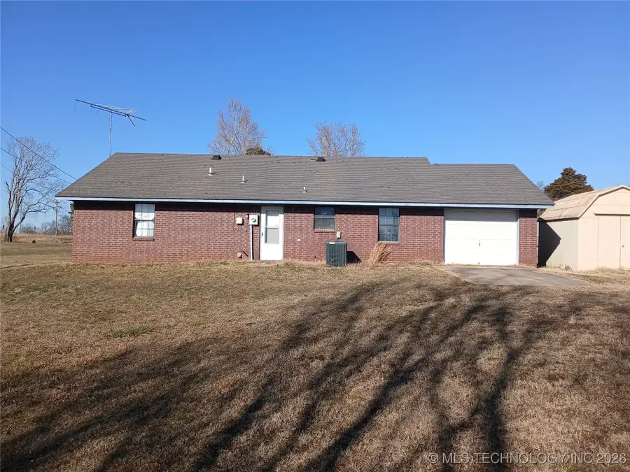 711 E Iowa Street, Whitefield, OK 74472 - Image #2