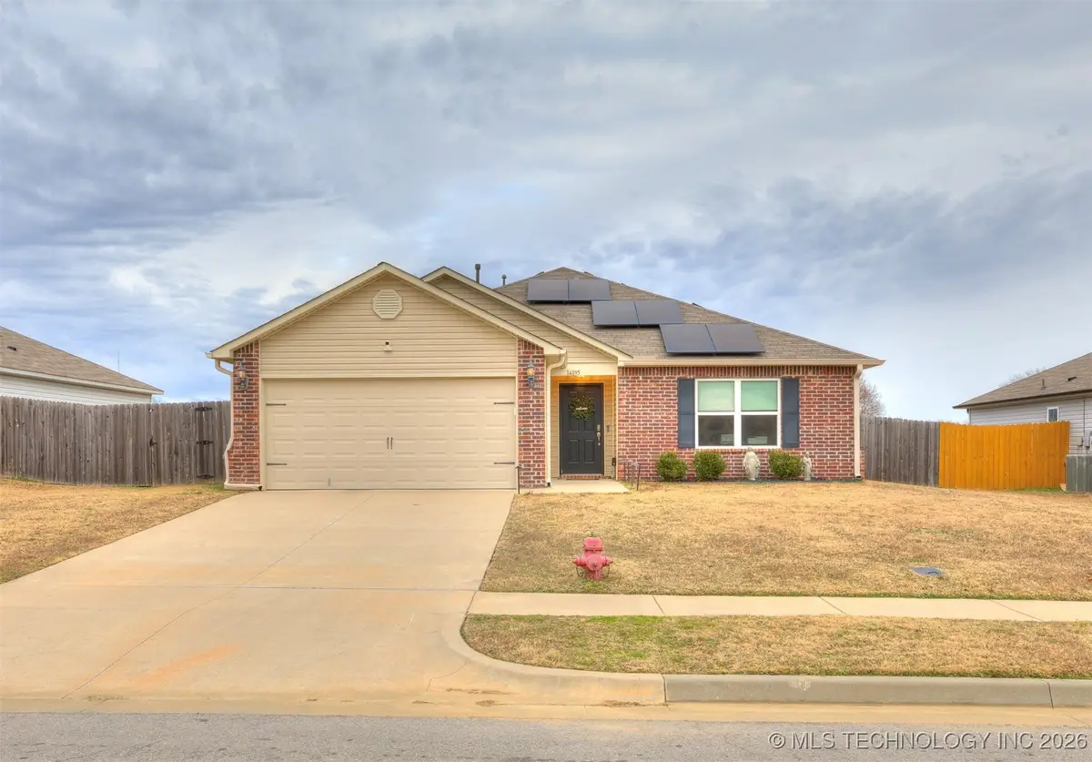 14895 S 274th East Avenue, Coweta, OK 74429 - #1