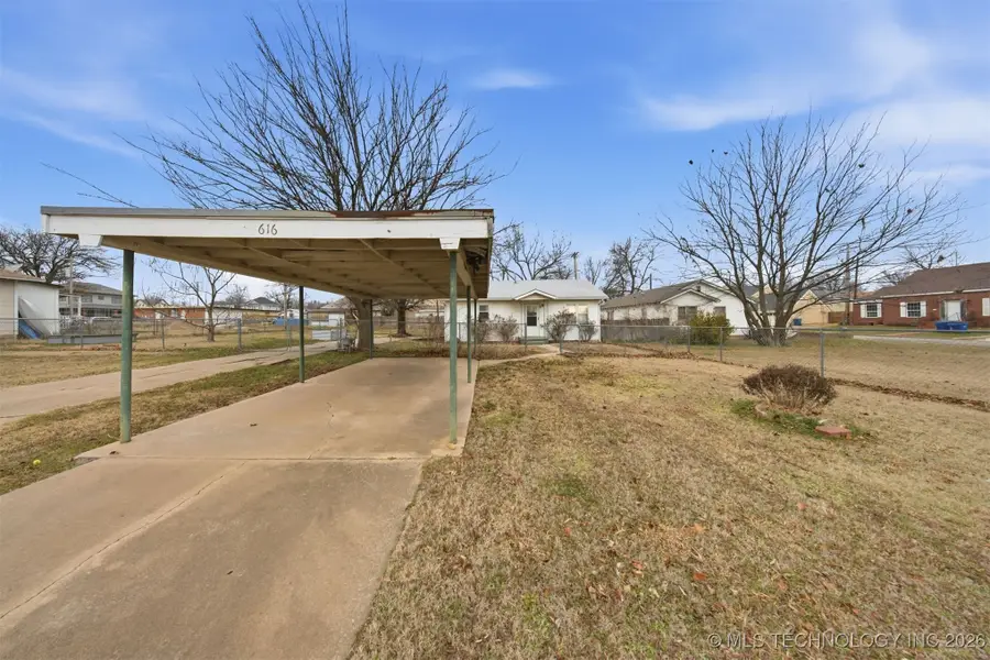 616 E Cherry Street, Cushing, OK 74023 - Image #2