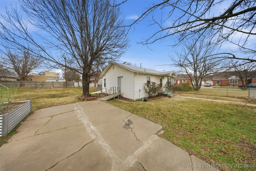 616 E Cherry Street, Cushing, OK 74023 - Image #3