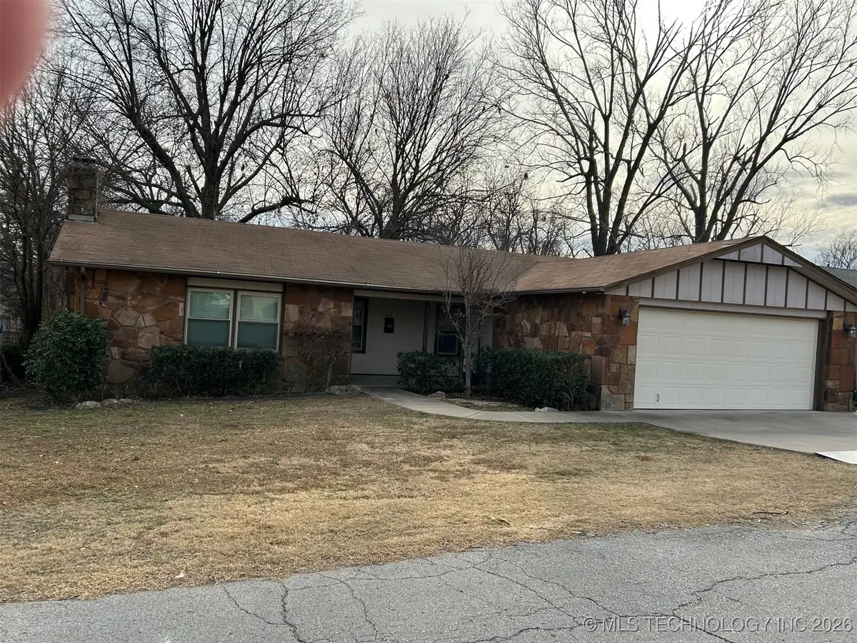 12 W 42nd Street, Sand Springs, OK 74063 - Image #1