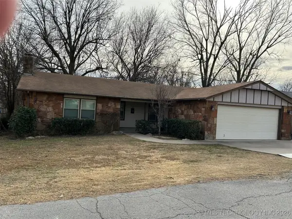 12 W 42nd Street, Sand Springs, OK 74063
