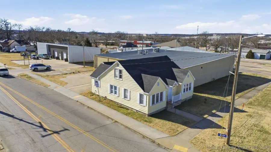 1101 SW Frank Phillips Boulevard, Bartlesville, OK 74003 - Image #3