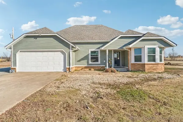 20665 S Carefree Drive, Claremore, OK 74019
