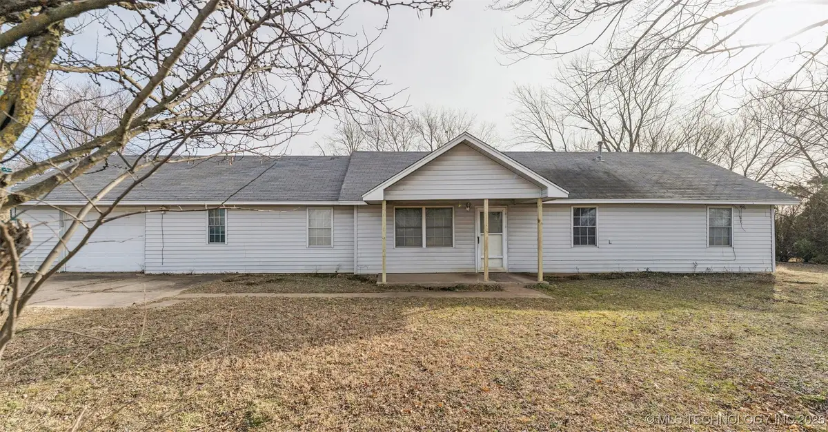 10741 S 4220 Road, Chelsea, OK 74016 - Image #1