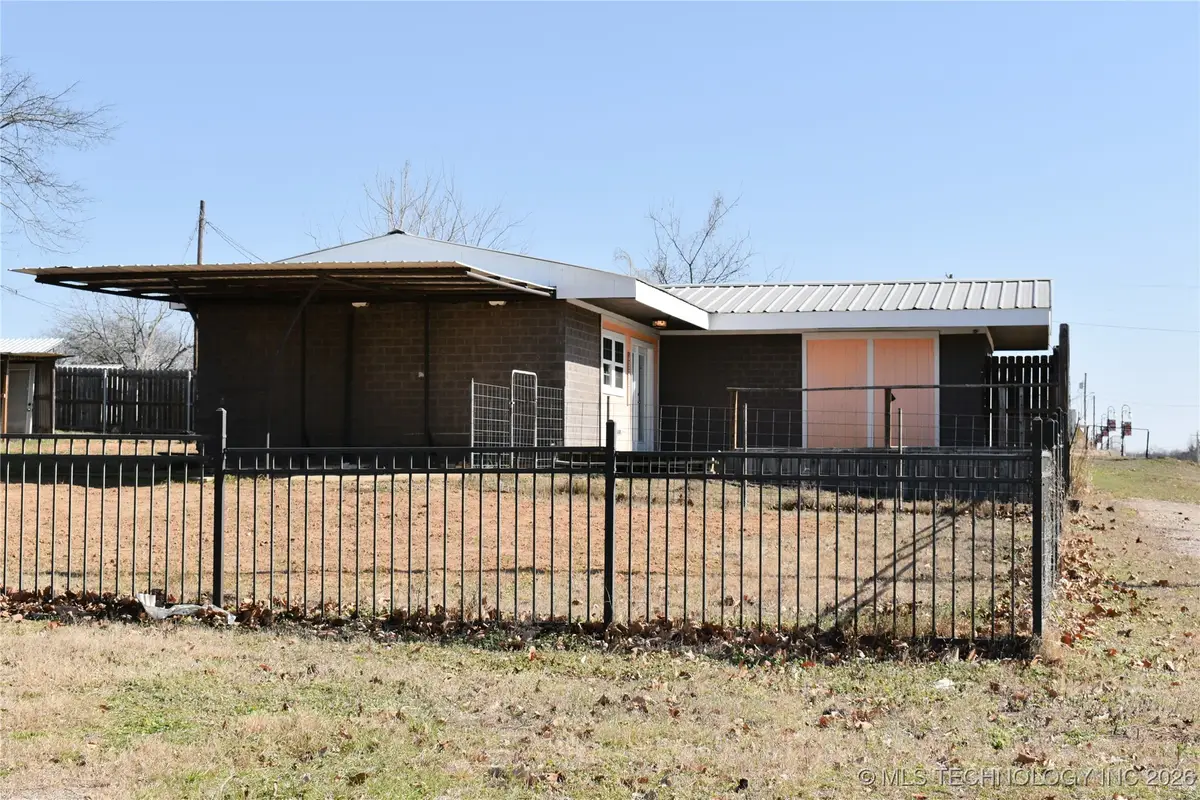 105 W Valliant Avenue, Fort Towson, OK 74735 - #1