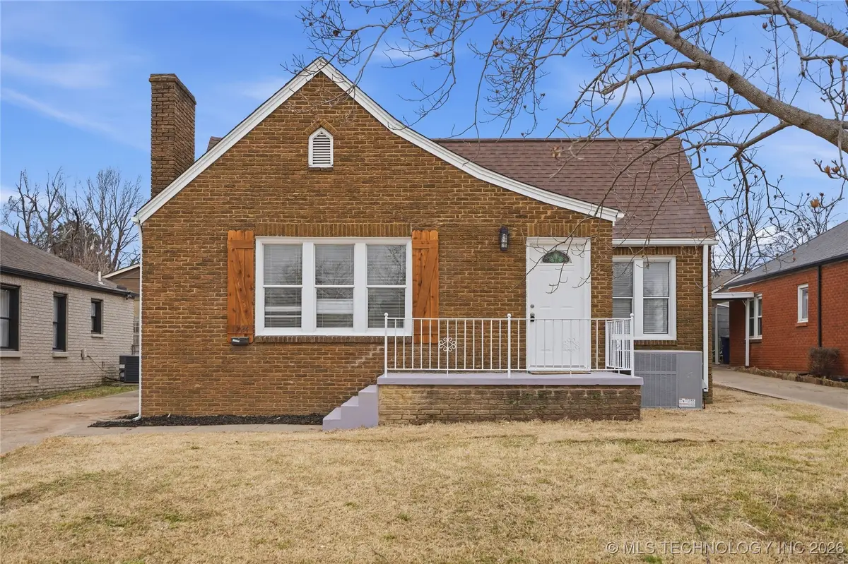 1224 S Knoxville Avenue, Tulsa, OK 74112 - Image #1