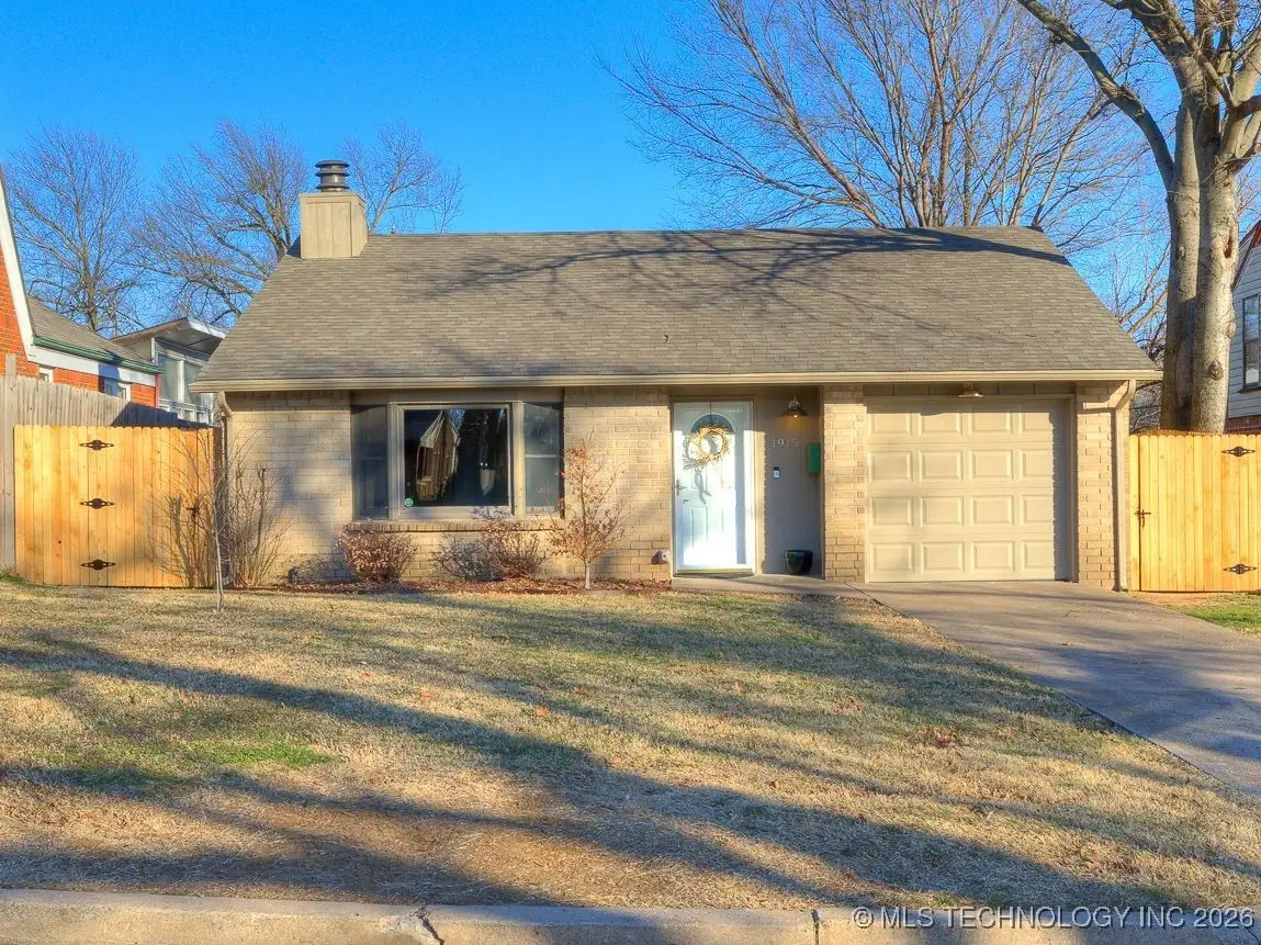 1915 S Indianapolis Avenue, Tulsa, OK 74112 - Image #1