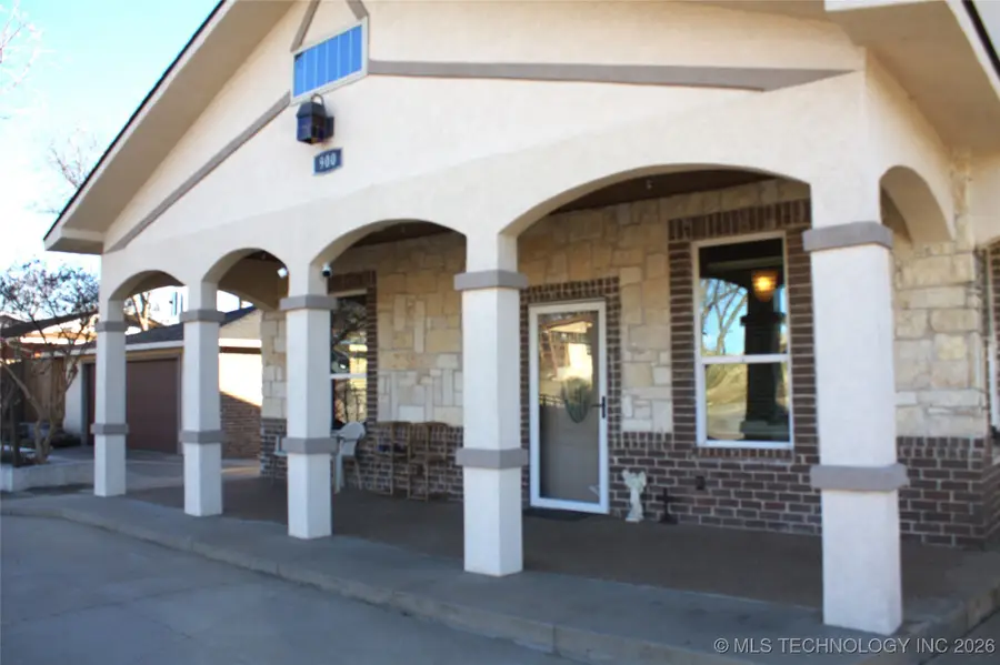 900 E Choctaw Avenue, McAlester, OK 74501 - Image #3