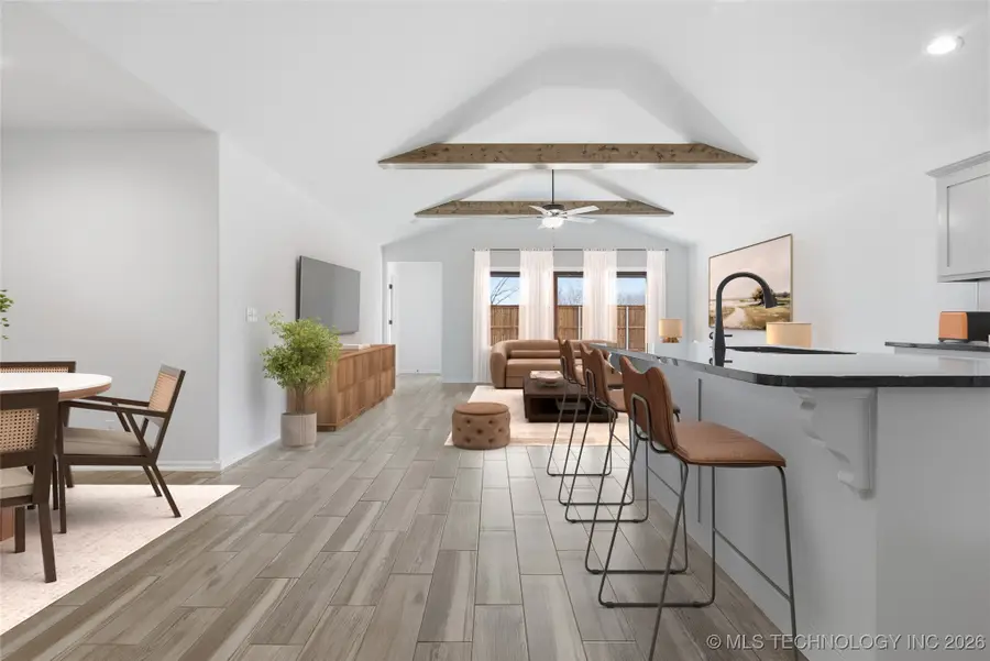 4916 N Walnut Avenue, Broken Arrow, OK 74012 - Image #2